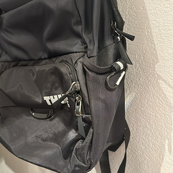Thule backpack - Picture 3 of 6